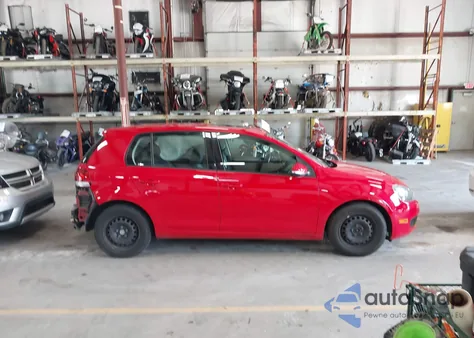 2013 Volkswagen Golf 2.5L 4-Door from USA, damaged, VIN WVWDB7AJ2DW044225